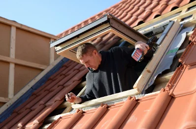 Pose de fenêtres de toit Velux à la Baleine